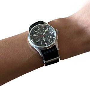 Timex x J.Crew Collaboration unisex Classic Military Navy Watch with 2 straps